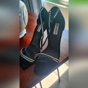 Steve Madden Black Elegant Heels